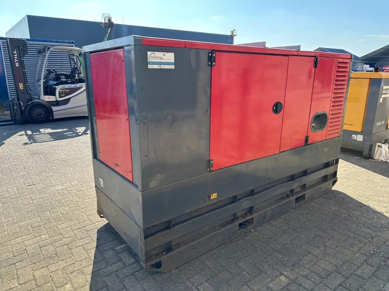 Atlas-Copco QAS 60 Perkins Stamford 60 kVA Silent Rental generatorset - Áramfejlesztő: 2 kép. Atlas-Copco QAS 60 Perkins Stamford 60 kVA Silent Rental generatorset - Áramfejlesztő: 2 kép.