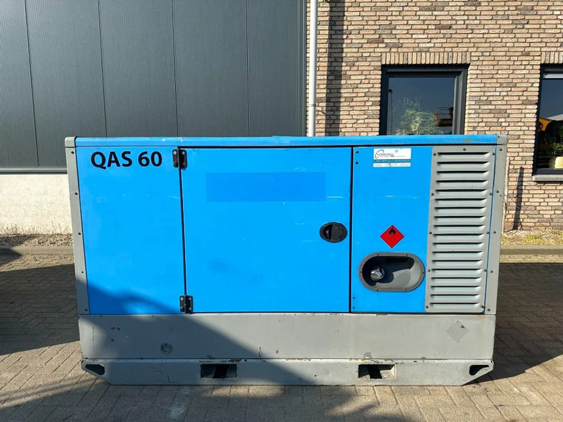 Atlas-Copco QAS 60 Perkins Stamford 60 kVA Silent Rental generatorset - Áramfejlesztő: 1 kép. Atlas-Copco QAS 60 Perkins Stamford 60 kVA Silent Rental generatorset - Áramfejlesztő: 1 kép.