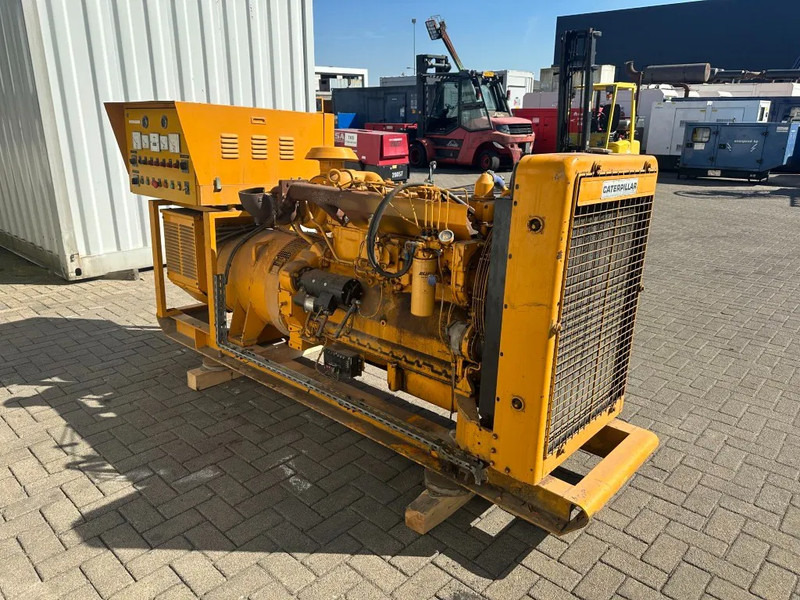 Caterpillar 3306 Leroy Somer 160 kVA noodstroom generatorset 869 hours - Áramfejlesztő: 3 kép. Caterpillar 3306 Leroy Somer 160 kVA noodstroom generatorset 869 hours - Áramfejlesztő: 3 kép.