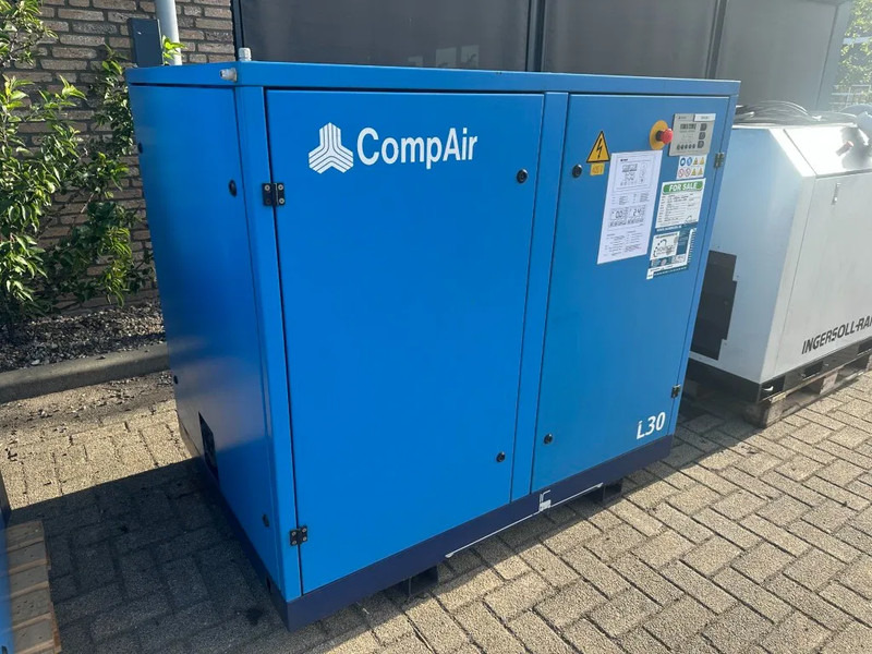 Compair L30 Elektrische Schroefcompressor 30 kW 4.88 m3 / min 7.5 Bar - Légkompresszor: 5 kép. Compair L30 Elektrische Schroefcompressor 30 kW 4.88 m3 / min 7.5 Bar - Légkompresszor: 5 kép.