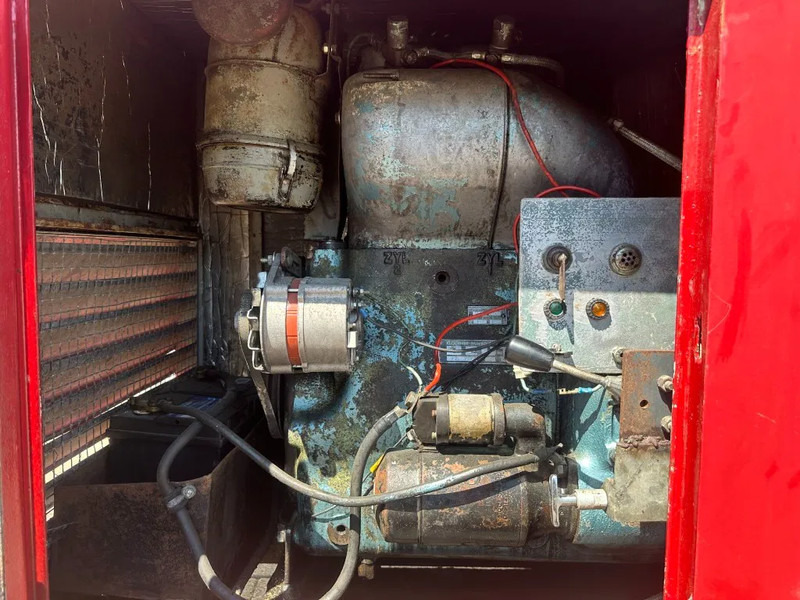Deutz F2L 712 Diesel Waterpomp 20 m3 / h - Vízszivattyú: 3 kép. Deutz F2L 712 Diesel Waterpomp 20 m3 / h - Vízszivattyú: 3 kép.