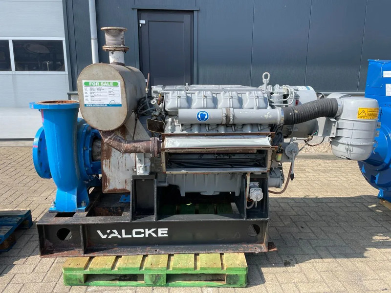 Deutz F8L413 Sarmat 650 M3/H 8 Bar - Vízszivattyú: 2 kép. Deutz F8L413 Sarmat 650 M3/H 8 Bar - Vízszivattyú: 2 kép.