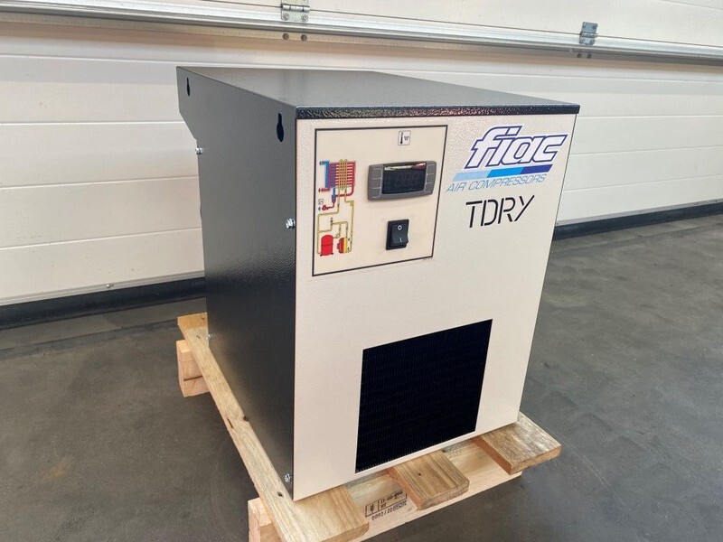 Fiac TDRY 9 luchtdroger 850 L / min 16 bar Airdryer New ! - Légkompresszor: 3 kép. Fiac TDRY 9 luchtdroger 850 L / min 16 bar Airdryer New ! - Légkompresszor: 3 kép.
