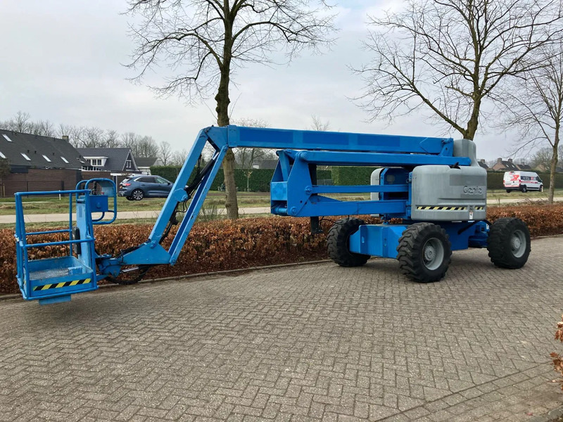 Genie Z60/34 Deutz Diesel 4 x 4 Knik Telescoop Hoogwerker 20.4 meter werkhoogte - Személyemelő: 1 kép. Genie Z60/34 Deutz Diesel 4 x 4 Knik Telescoop Hoogwerker 20.4 meter werkhoogte - Személyemelő: 1 kép.