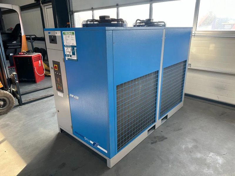 Grassair DW 420 Air Dryer 70 m3 / min 70000 L / min 13 Bar Luchtdroger - Légkompresszor: 3 kép. Grassair DW 420 Air Dryer 70 m3 / min 70000 L / min 13 Bar Luchtdroger - Légkompresszor: 3 kép.