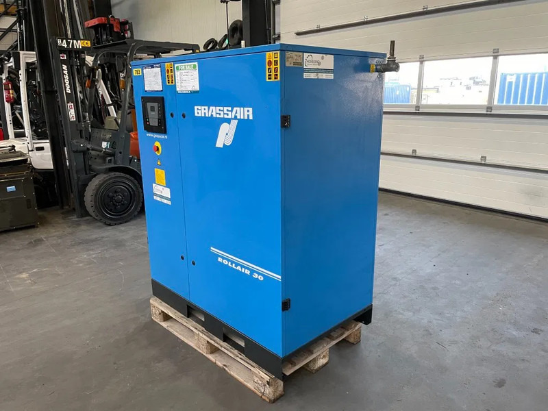 Grassair RLR30B G10 elektrische schroefcompressor 22 KW, 3.000L/min. 10Bar - Légkompresszor: 3 kép. Grassair RLR30B G10 elektrische schroefcompressor 22 KW, 3.000L/min. 10Bar - Légkompresszor: 3 kép.