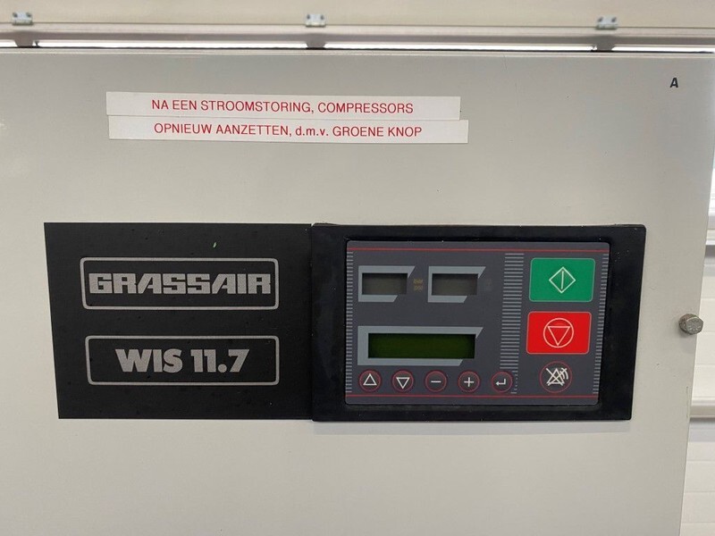Grassair WIS 11.7 Silent 4 kW 550 L / min 12 Bar Schroefcompressor - Légkompresszor: 4 kép. Grassair WIS 11.7 Silent 4 kW 550 L / min 12 Bar Schroefcompressor - Légkompresszor: 4 kép.