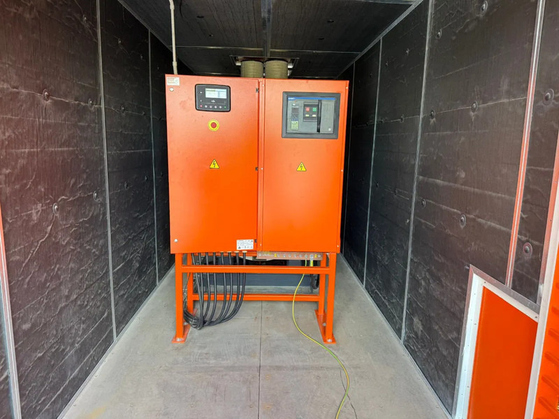 Új Áramfejlesztő Grupel Baudouin 2200 kVA Silent generatorset in 40 ft container Overstock New !: 8 kép.
