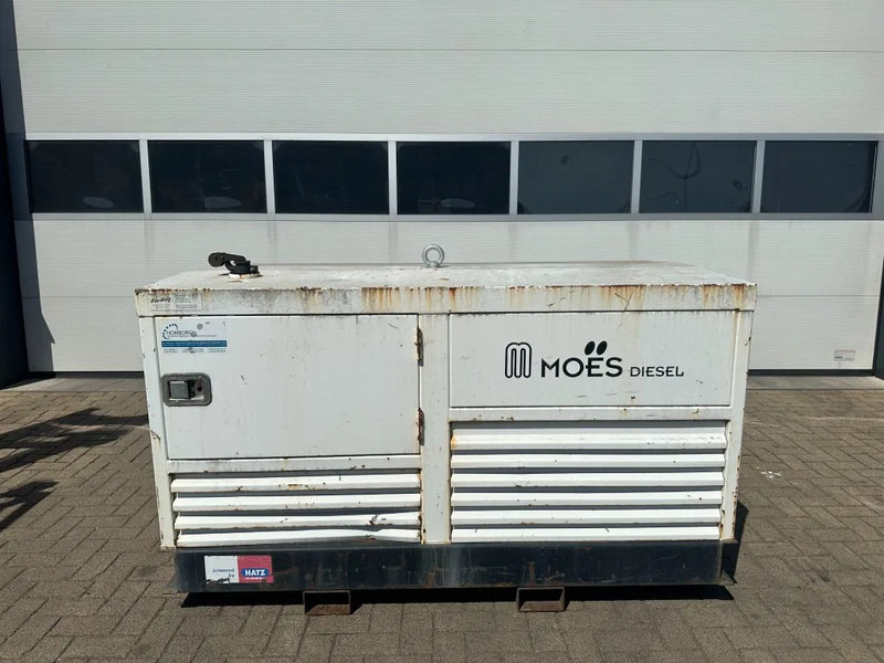 Hatz 3L41C Silentpack 22.5 kVA Silent generatorset - Áramfejlesztő: 1 kép. Hatz 3L41C Silentpack 22.5 kVA Silent generatorset - Áramfejlesztő: 1 kép.