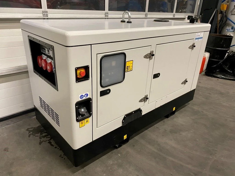 Himoinsa HYW-17 Yanmar Stamford 19 kVA Supersilent Stage 5 Generatorset Nieuw ! - Áramfejlesztő: 1 kép. Himoinsa HYW-17 Yanmar Stamford 19 kVA Supersilent Stage 5 Generatorset Nieuw ! - Áramfejlesztő: 1 kép.