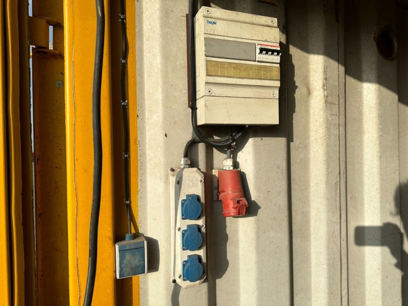 Himoinsa Lombardini LDW 1003 Mecc Alte Spa 9 kVA Supersilent generatorset in 8 ft container - Áramfejlesztő: 3 kép. Himoinsa Lombardini LDW 1003 Mecc Alte Spa 9 kVA Supersilent generatorset in 8 ft container - Áramfejlesztő: 3 kép.