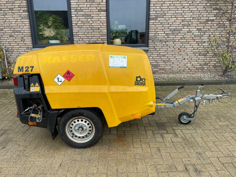 Kaeser M27 Kubota 2,7 m3 / min 7 Bar 18 kW Mobiele Silent Diesel Compressor - Légkompresszor: 1 kép. Kaeser M27 Kubota 2,7 m3 / min 7 Bar 18 kW Mobiele Silent Diesel Compressor - Légkompresszor: 1 kép.