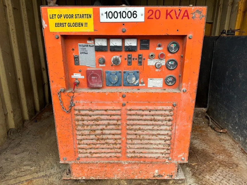 Kubota GV 3200 20 kVA Silent geenratorset in 10 ft container xxl fuel tank - Áramfejlesztő: 3 kép. Kubota GV 3200 20 kVA Silent geenratorset in 10 ft container xxl fuel tank - Áramfejlesztő: 3 kép.
