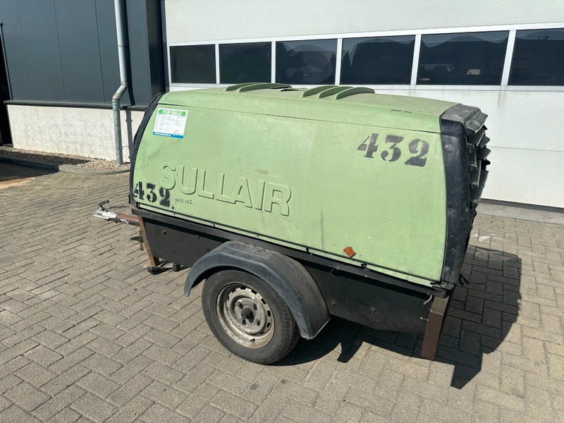 Kubota V2203 Sullair K65 Mobiele Diesel Compressor 3.7 m3 / min 30 kW 7 Bar - Légkompresszor: 5 kép. Kubota V2203 Sullair K65 Mobiele Diesel Compressor 3.7 m3 / min 30 kW 7 Bar - Légkompresszor: 5 kép.
