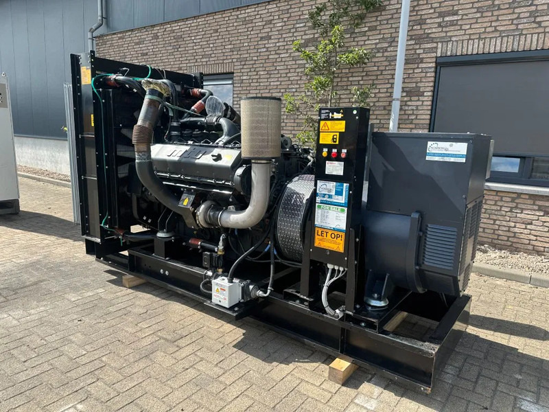 MTU 12V1600 G20F Himoinsa 700 kVA generatorset New ! Overstock ! - Áramfejlesztő: 2 kép. MTU 12V1600 G20F Himoinsa 700 kVA generatorset New ! Overstock ! - Áramfejlesztő: 2 kép.