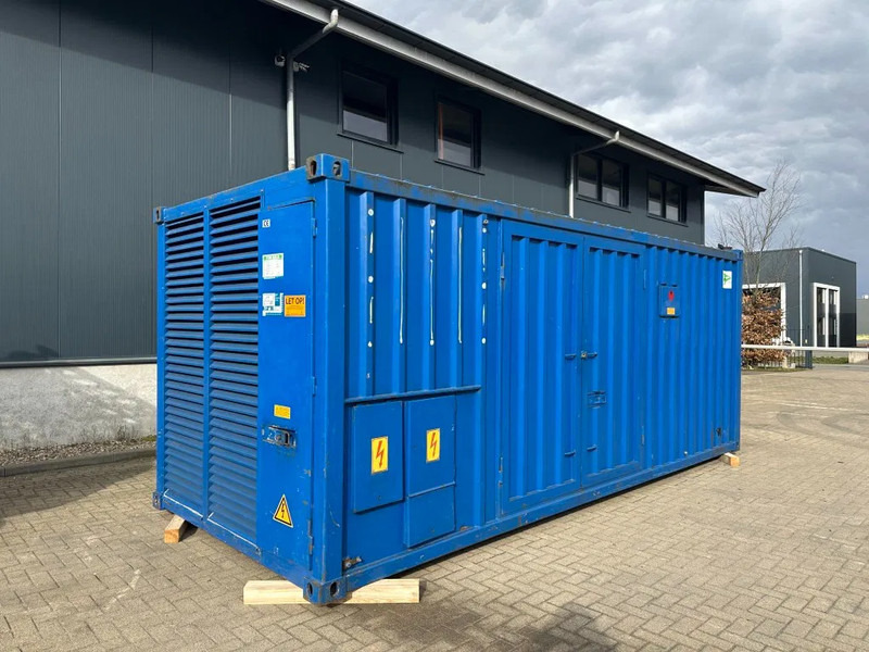 MTU 450 kVA Supersilent generatorset in 20 ft container aggregaat - Áramfejlesztő: 1 kép. MTU 450 kVA Supersilent generatorset in 20 ft container aggregaat - Áramfejlesztő: 1 kép.