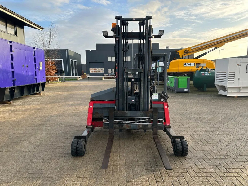 Hordozható targonca Moffett M4 20.1 Kubota Diesel Kooiaap 2 ton Sideshift Positioner Meeneemheftruck: 14 kép.
