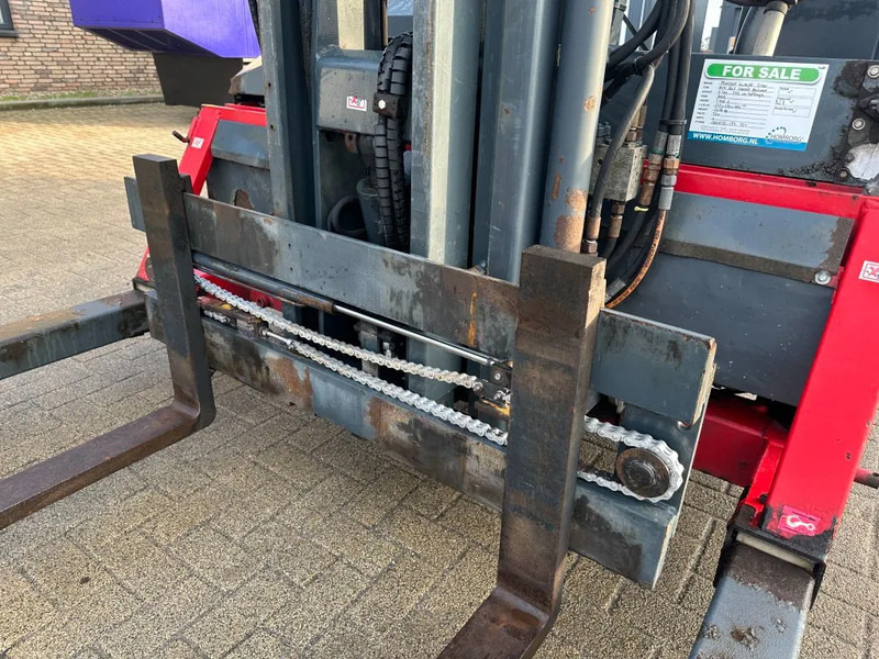 Hordozható targonca Moffett M4 20.1 Kubota Diesel Kooiaap 2 ton Sideshift Positioner Meeneemheftruck: 16 kép.