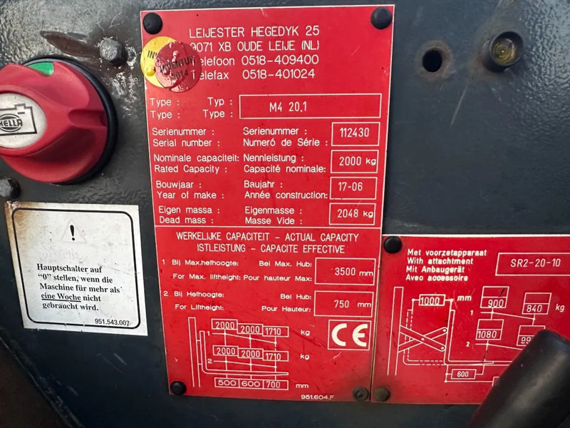 Moffett M4 20.1 Kubota Diesel Kooiaap 2 ton Sideshift Positioner Meeneemheftruck - Hordozható targonca: 4 kép. Moffett M4 20.1 Kubota Diesel Kooiaap 2 ton Sideshift Positioner Meeneemheftruck - Hordozható targonca: 4 kép.