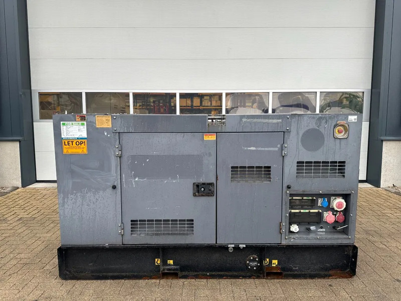 Áramfejlesztő Perkins 1104D-44T Stamford 63 kVA Silent generatorset: 1 kép.