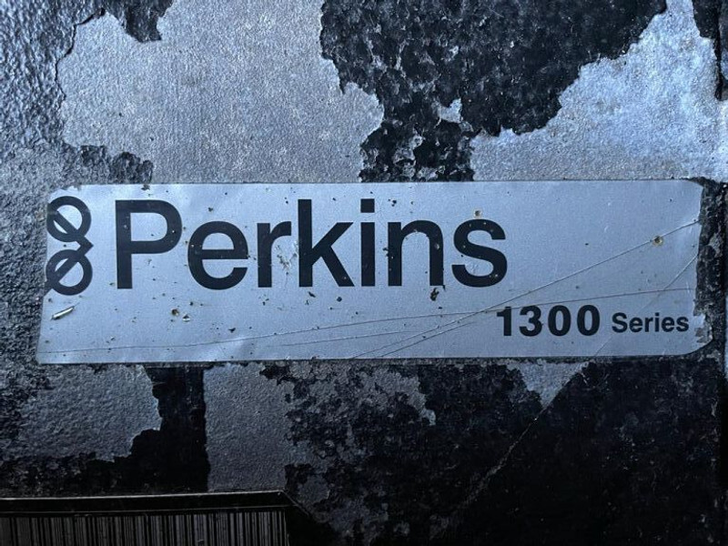 Perkins 1300 Serie Mecc Alte Spa 225 kVA Silent generatorset - Áramfejlesztő: 4 kép. Perkins 1300 Serie Mecc Alte Spa 225 kVA Silent generatorset - Áramfejlesztő: 4 kép.