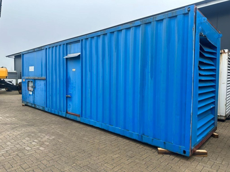 Perkins 3012-TAG2 Stamford 640 kVA generatorset in Silent 30 ft container - Áramfejlesztő: 1 kép. Perkins 3012-TAG2 Stamford 640 kVA generatorset in Silent 30 ft container - Áramfejlesztő: 1 kép.