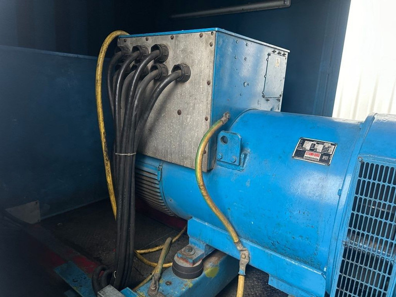 Perkins 3012-TAG2 Stamford 640 kVA generatorset in Silent 30 ft container - Áramfejlesztő: 5 kép. Perkins 3012-TAG2 Stamford 640 kVA generatorset in Silent 30 ft container - Áramfejlesztő: 5 kép.