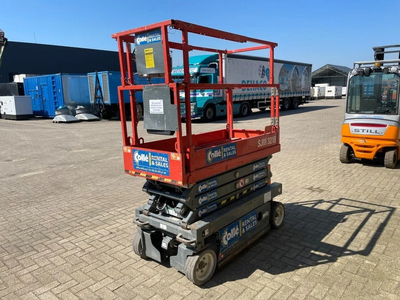 Skyjack SJIII 3219 Elektra Schaarhoogwerker 7.6 meter werkhoogte - Személyemelő: 5 kép. Skyjack SJIII 3219 Elektra Schaarhoogwerker 7.6 meter werkhoogte - Személyemelő: 5 kép.