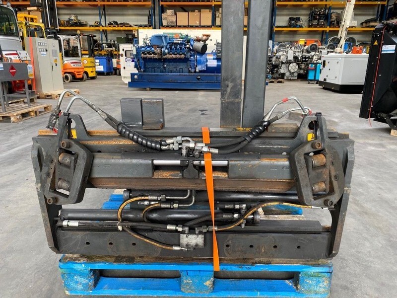 Still FEM2 Vorkenbord Positioner Vorkenversteller Sideshift - Raklapvilla: 3 kép. Still FEM2 Vorkenbord Positioner Vorkenversteller Sideshift - Raklapvilla: 3 kép.