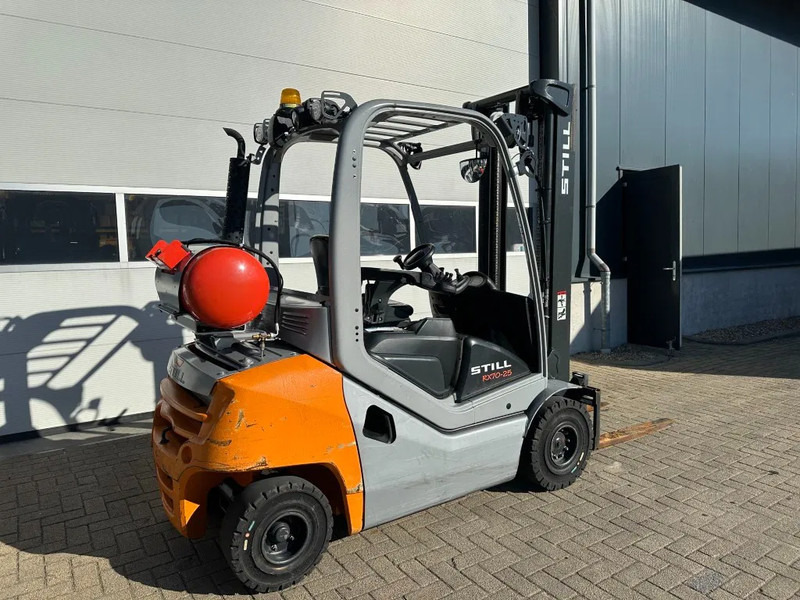 Gázüzemű targonca Still RX70-25 T 2.5 ton Duplex Sideshift LPG Heftruck 2020: 6 kép. Gázüzemű targonca Still RX70-25 T 2.5 ton Duplex Sideshift LPG Heftruck 2020: 6 kép.