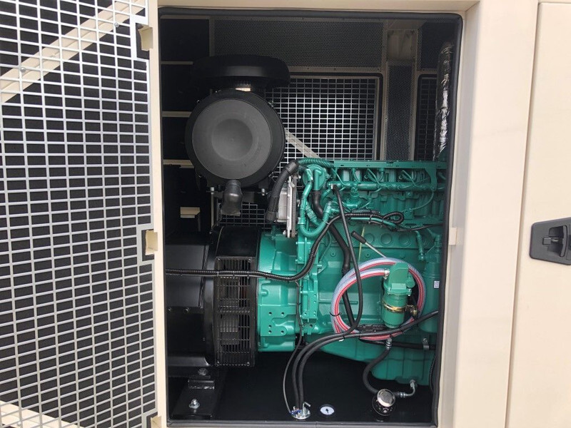 Új Áramfejlesztő Volvo Stage 3A 167 kVA Supersilent generatorset: 19 kép.