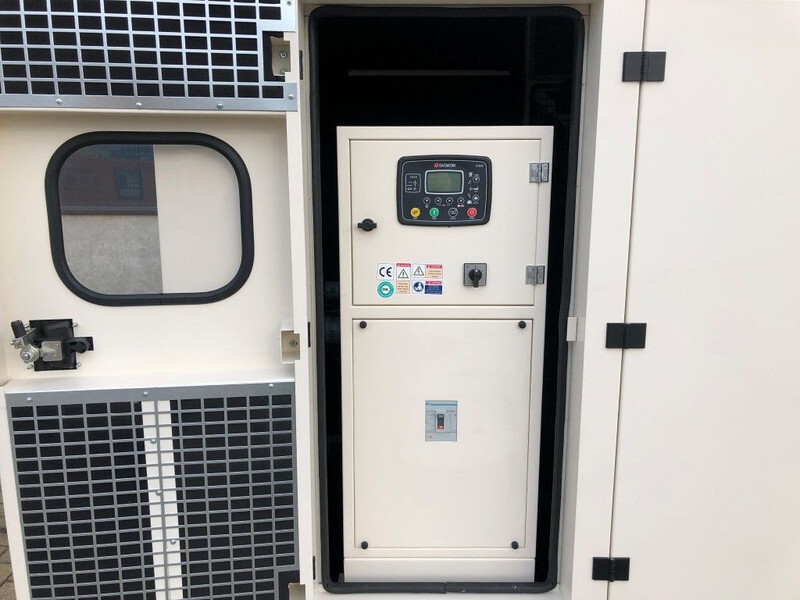 Új Áramfejlesztő Volvo Stage 3A 167 kVA Supersilent generatorset: 10 kép.