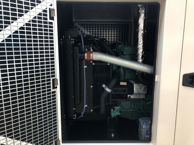 Új Áramfejlesztő Volvo Stage 3A 167 kVA Supersilent generatorset: 9 kép.