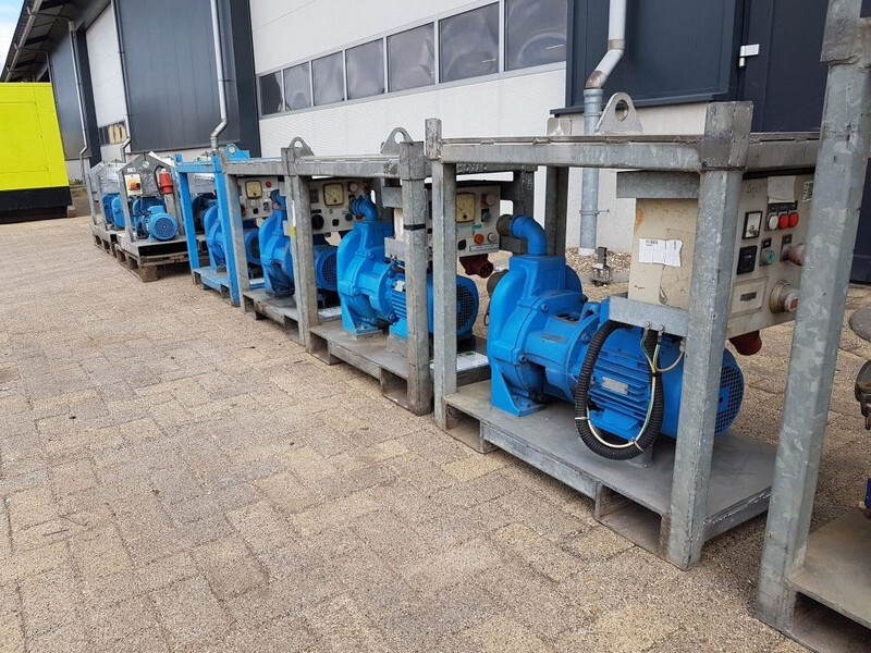 Vízszivattyú WATERPOMP Elektrische Waterpompsets diverse vermogens 2.2 kW tot 18.5 kW: 17 kép.
