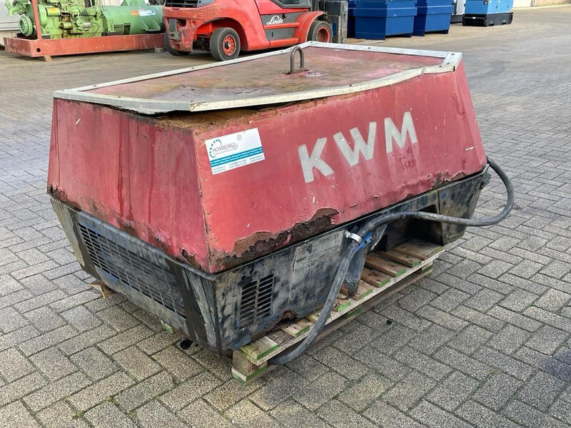 Yanmar 3 m3 / min 10 Bar PDS 90S Diesel Compressor - Légkompresszor: 2 kép. Yanmar 3 m3 / min 10 Bar PDS 90S Diesel Compressor - Légkompresszor: 2 kép.