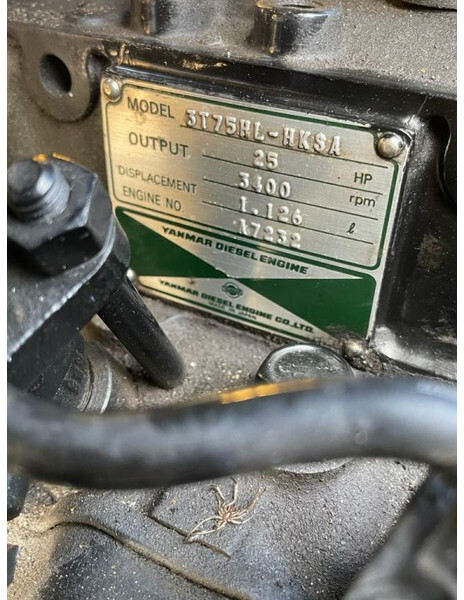 Yanmar 3 m3 / min 10 Bar PDS 90S Diesel Compressor - Légkompresszor: 4 kép. Yanmar 3 m3 / min 10 Bar PDS 90S Diesel Compressor - Légkompresszor: 4 kép.