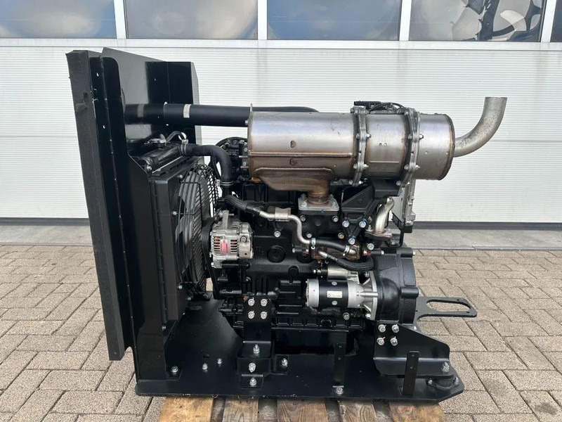 Yanmar 4TNV88C - KASV Stage 5 motor 48 PK Stage V New ! - Motor - Anyagmozgató gép: 1 kép. Yanmar 4TNV88C - KASV Stage 5 motor 48 PK Stage V New ! - Motor - Anyagmozgató gép: 1 kép.