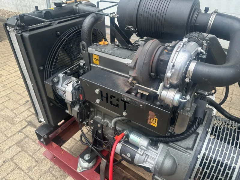 Yanmar 4TNV98T - GGEHR Mecc Alte Spa 42.5 kVA generatorset as New ! 363 hours ! - Áramfejlesztő: 3 kép. Yanmar 4TNV98T - GGEHR Mecc Alte Spa 42.5 kVA generatorset as New ! 363 hours ! - Áramfejlesztő: 3 kép.