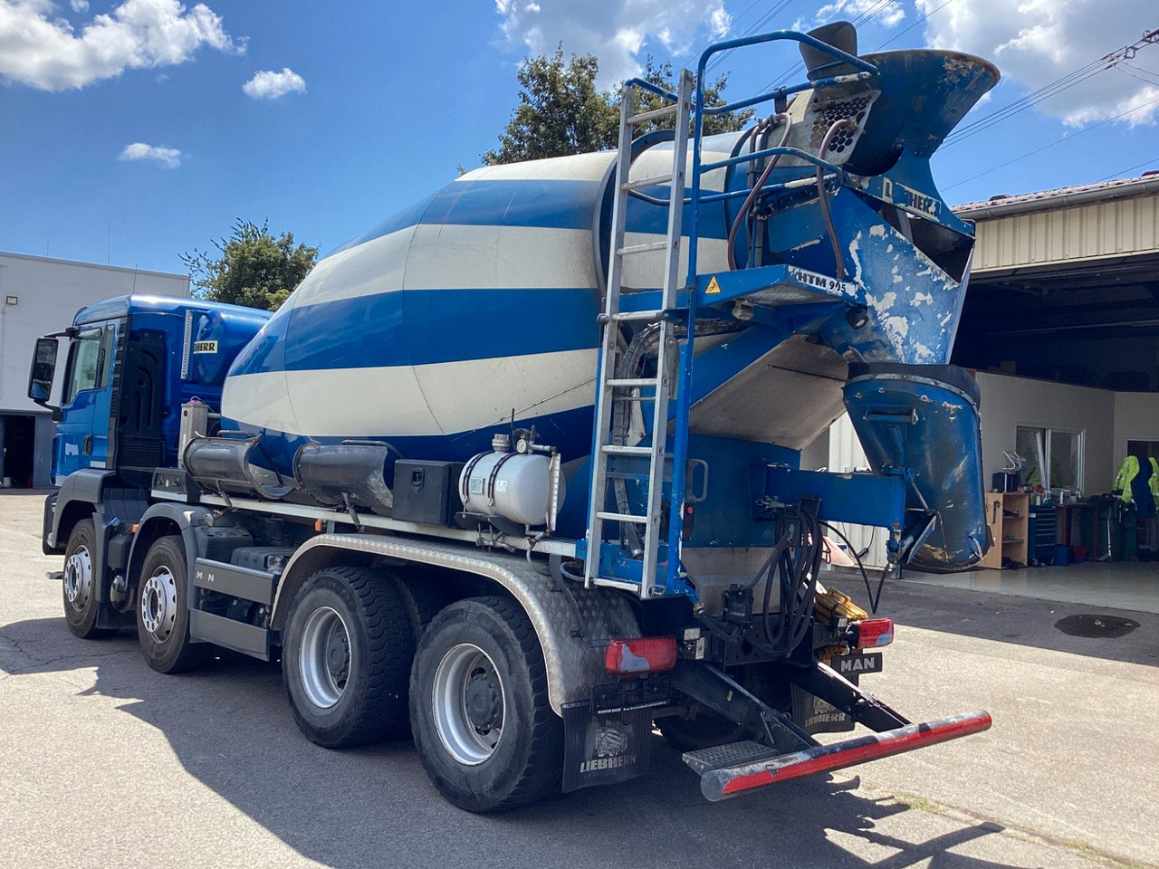 MAN TGS 35.470 8x4 Liebherr HTM905P Intarder Betonmi - Betonmixer: 3 kép. MAN TGS 35.470 8x4 Liebherr HTM905P Intarder Betonmi - Betonmixer: 3 kép.