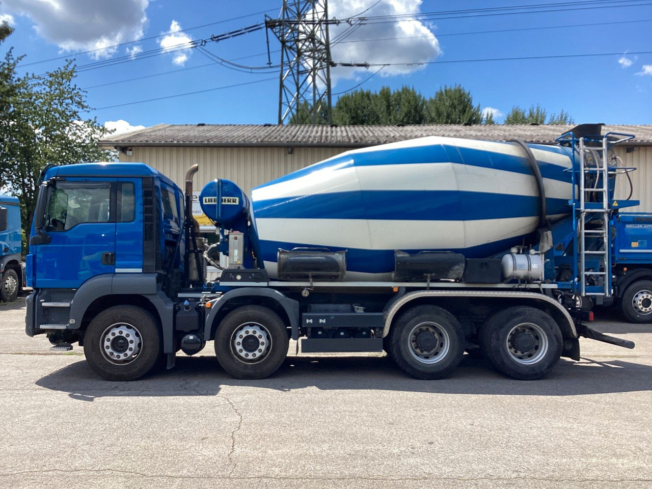 MAN TGS 35.470 8x4 Liebherr HTM905P Intarder Betonmi - Betonmixer: 2 kép. MAN TGS 35.470 8x4 Liebherr HTM905P Intarder Betonmi - Betonmixer: 2 kép.