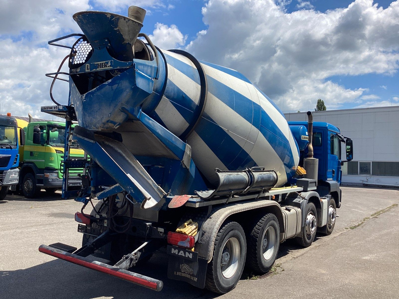 MAN TGS 35.470 8x4 Liebherr HTM905P Intarder Betonmi - Betonmixer: 5 kép. MAN TGS 35.470 8x4 Liebherr HTM905P Intarder Betonmi - Betonmixer: 5 kép.