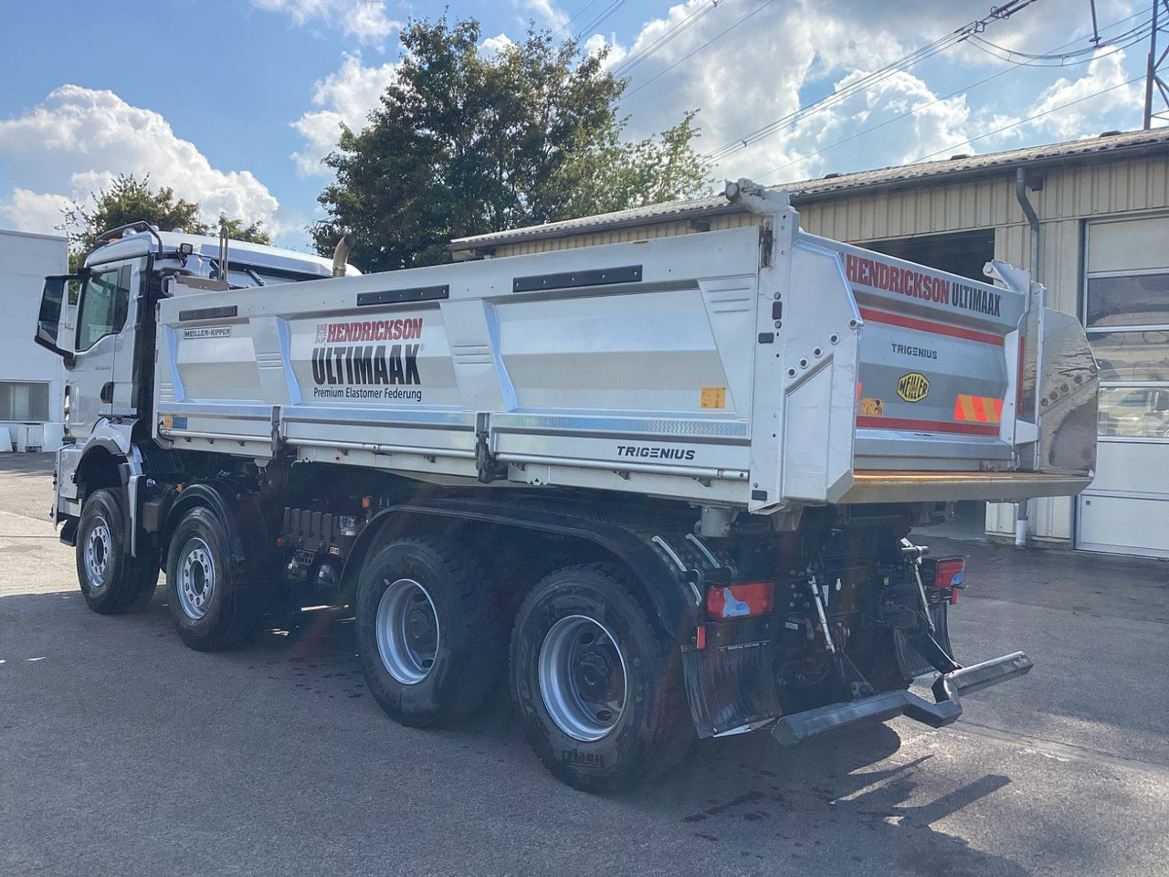 MAN TGS 35.520 8x4 Intarder Meiller Bordmatik Hendri - Billenőplatós teherautó: 4 kép. MAN TGS 35.520 8x4 Intarder Meiller Bordmatik Hendri - Billenőplatós teherautó: 4 kép.