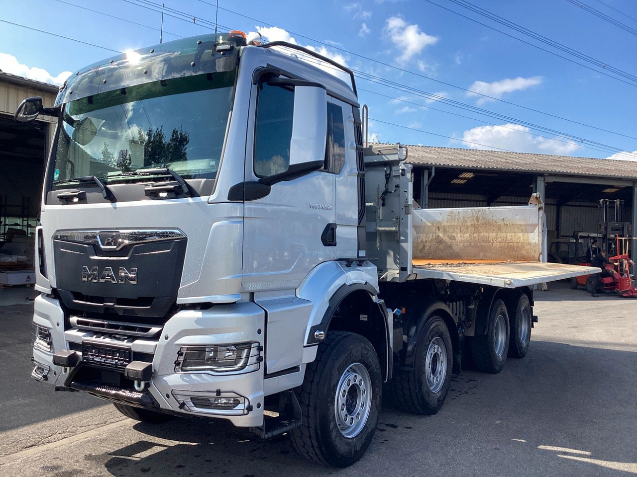 MAN TGS 35.520 8x4 Intarder Meiller Bordmatik Hendri - Billenőplatós teherautó: 1 kép. MAN TGS 35.520 8x4 Intarder Meiller Bordmatik Hendri - Billenőplatós teherautó: 1 kép.