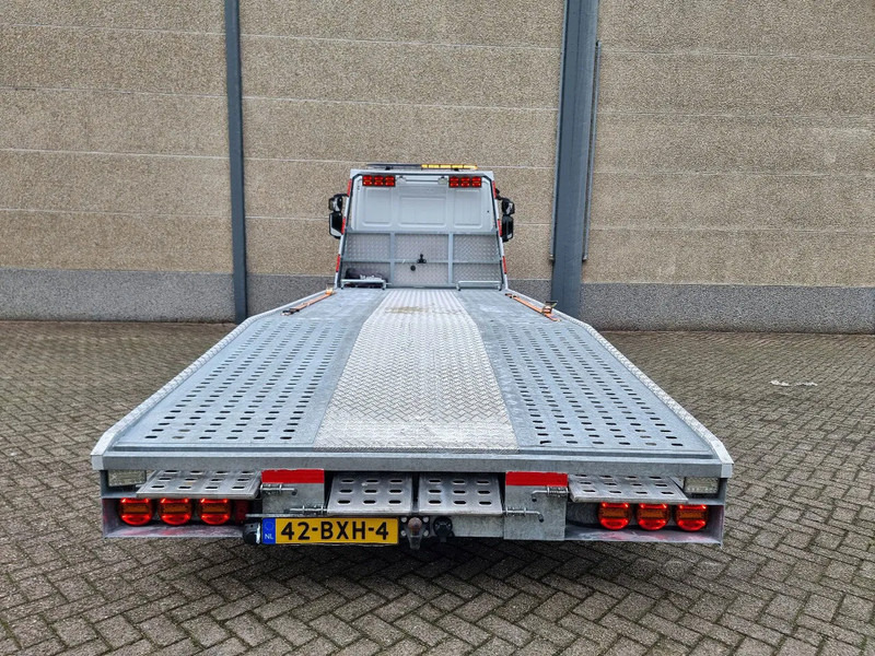 Iveco EuroCargo 80 E6 80E19 - Autószállító teherautó: 5 kép. Iveco EuroCargo 80 E6 80E19 - Autószállító teherautó: 5 kép.