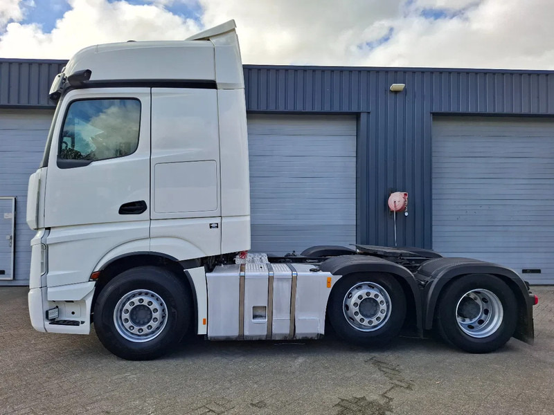 Mercedes-Benz Actros 2542 5 PCS MP5 !! FLEETSALE 6X2 - Nyergesvontató: 5 kép. Mercedes-Benz Actros 2542 5 PCS MP5 !! FLEETSALE 6X2 - Nyergesvontató: 5 kép.