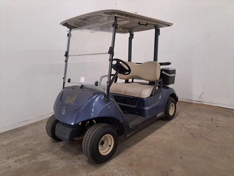 Yamaha FLEETSALE Golf Standard Drive 2-2 - Golfkocsi: 2 kép. Yamaha FLEETSALE Golf Standard Drive 2-2 - Golfkocsi: 2 kép.