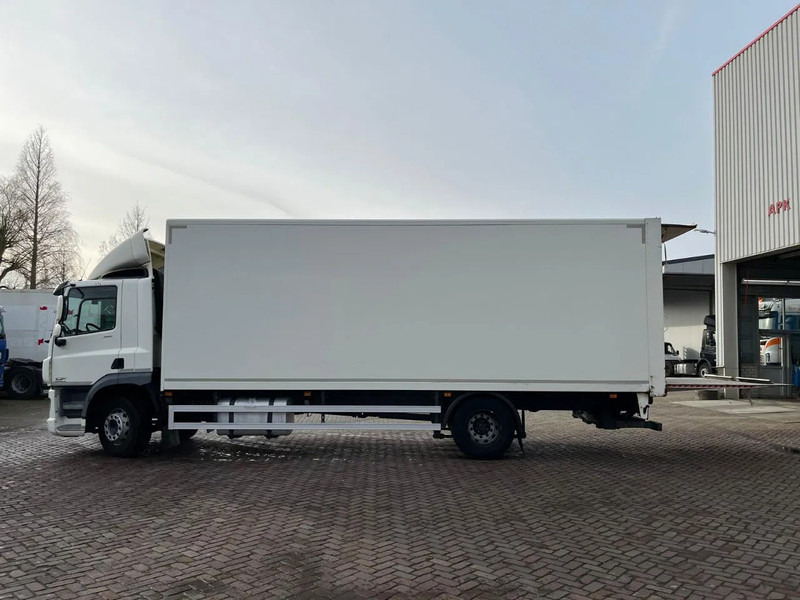 DAF CF 310 FA EURO 6 - Dobozos felépítményű teherautó: 5 kép. DAF CF 310 FA EURO 6 - Dobozos felépítményű teherautó: 5 kép.