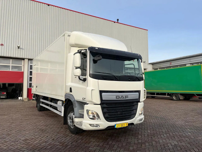 DAF CF 310 FA EURO 6 - Dobozos felépítményű teherautó: 1 kép. DAF CF 310 FA EURO 6 - Dobozos felépítményű teherautó: 1 kép.