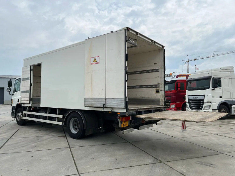 Hűtős teherautó DAF CF 75.250 FA: 9 kép. Hűtős teherautó DAF CF 75.250 FA: 9 kép.