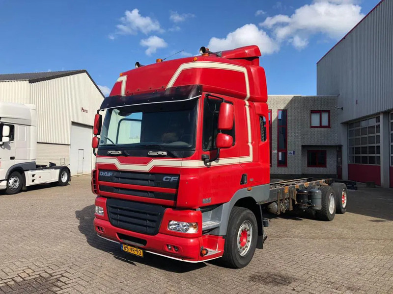 DAF CF 85 FAN CF 85.410 EURO 5 - Alvaz teherautó: 3 kép. DAF CF 85 FAN CF 85.410 EURO 5 - Alvaz teherautó: 3 kép.